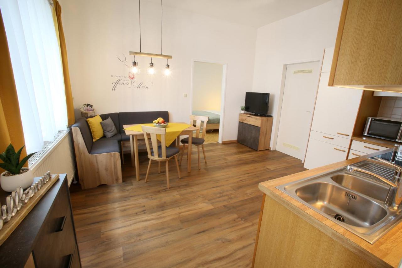 Appartment Weinbau Muellner Neusiedl am See Eksteriør billede