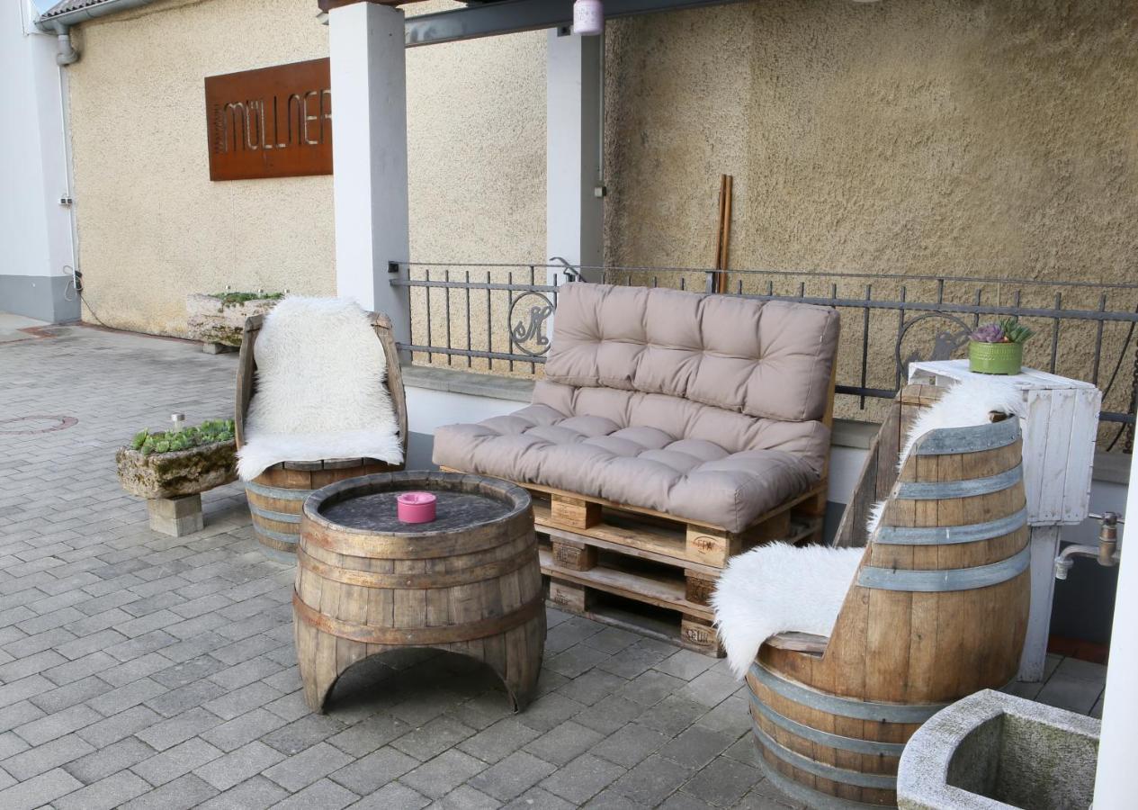 Appartment Weinbau Muellner Neusiedl am See Eksteriør billede